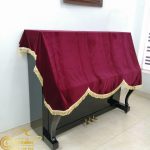 Khăn phủ đàn Piano cơ nhung đỏ mẫu phủ lửng