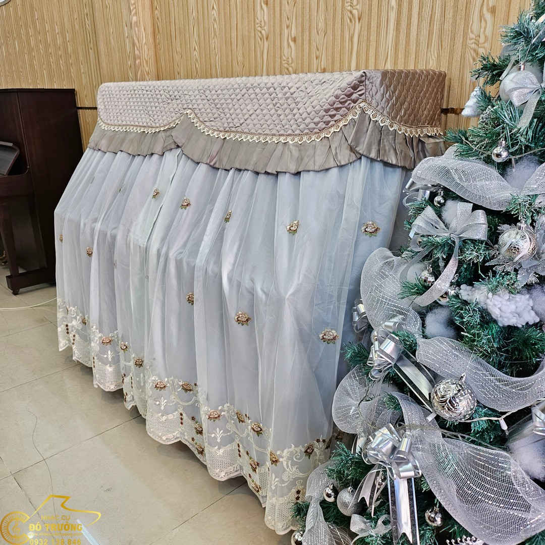 Phu-Dan-Piano_200