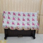 Khăn phủ đàn Piano mẫu lửng hoa hồng trắng